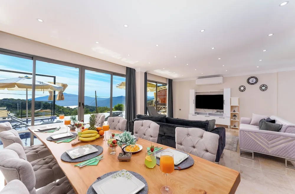 Deluxe Villa, 4 Yatak Odası, Balkon, Kısmi Deniz Manzaralı