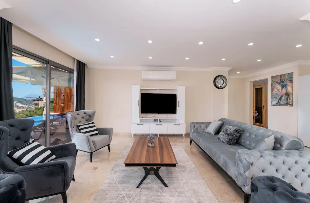 Deluxe Villa, 5 Yatak Odası, Balkon, Kısmi Deniz Manzaralı