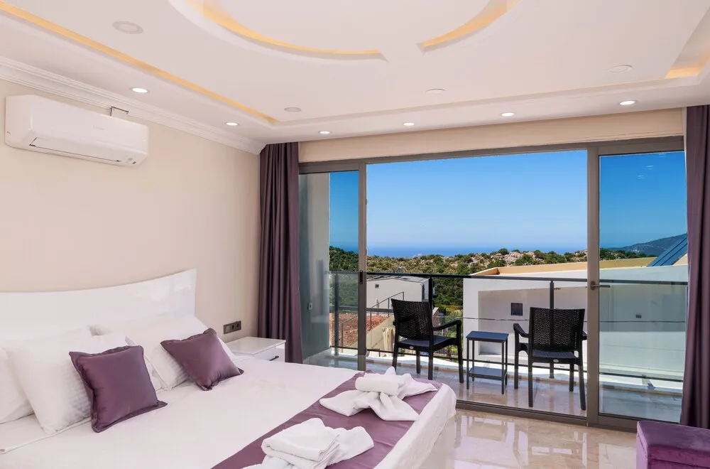 Deluxe Villa, 5 Yatak Odası, Balkon, Kısmi Deniz Manzaralı