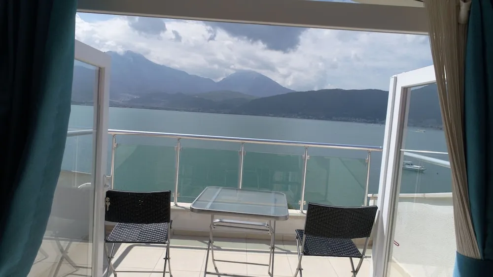 Çatı Katı (Loft), Deniz Manzaralı