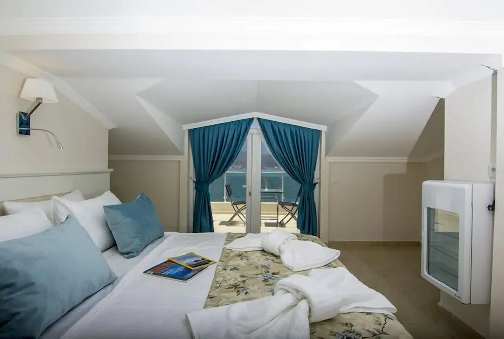 Çatı Katı (Loft), Deniz Manzaralı