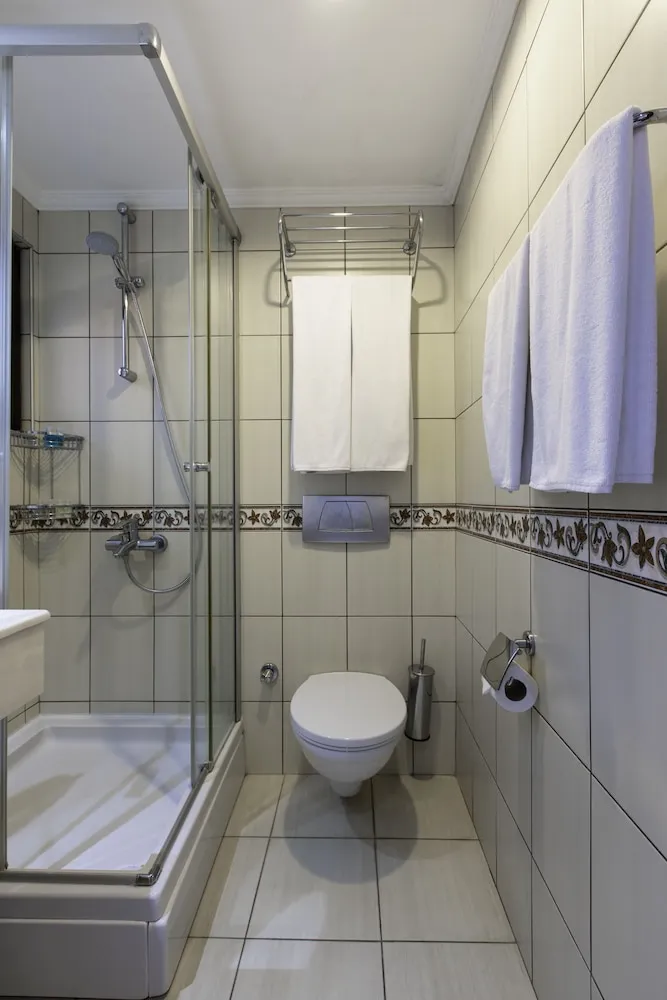 Süit, 2 Yatak Odası, Bahçe Manzaralı