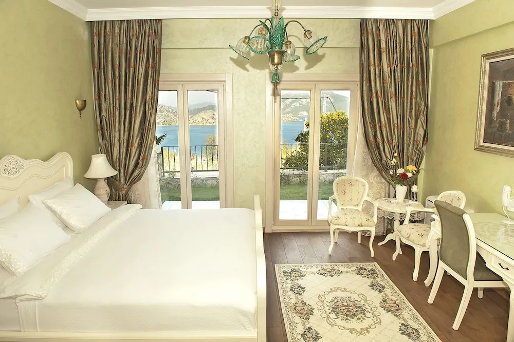 Deluxe Double Room, Garden Floor