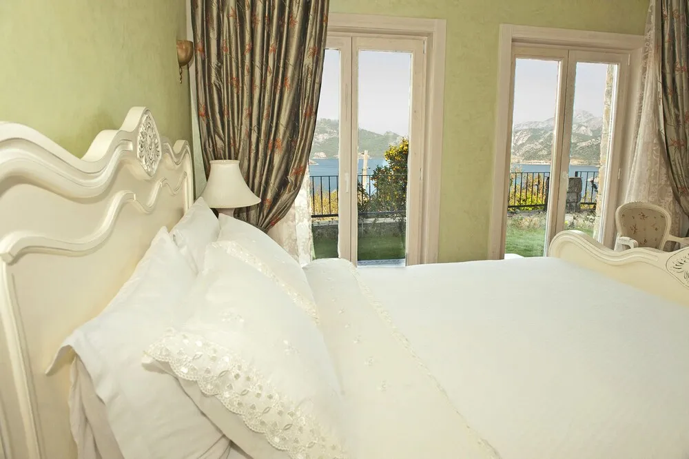 Deluxe Double Room, Garden Floor