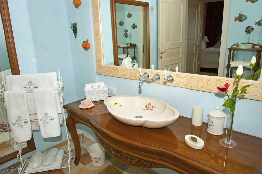 Deluxe Double Room, Garden Floor