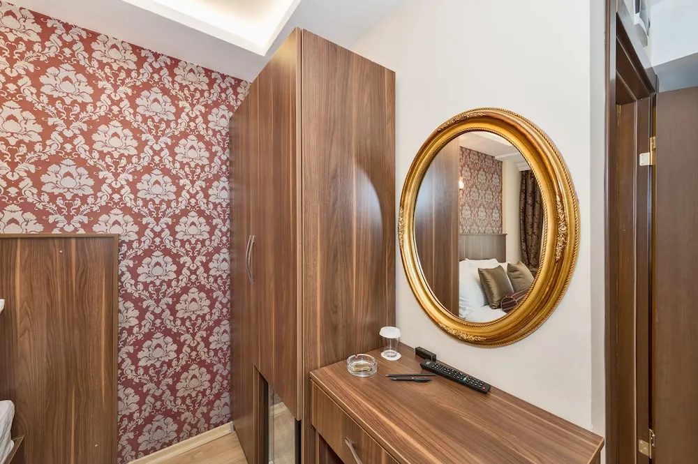 Deluxe Büyük Yataklı Tek Kişilik Oda