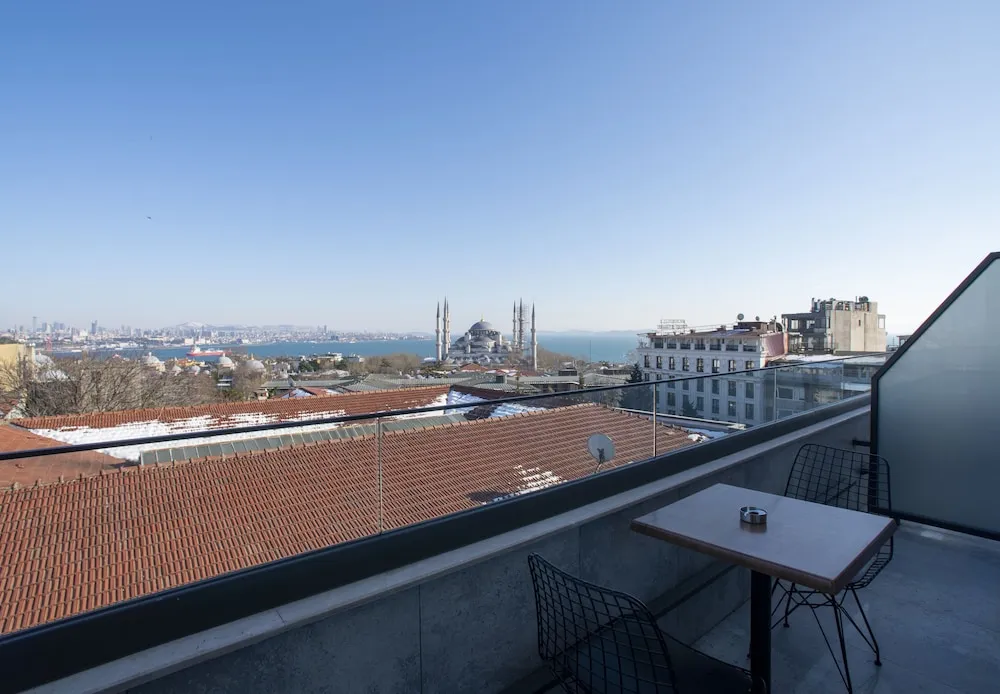Deluxe Oda, Balkon, Deniz Manzaralı