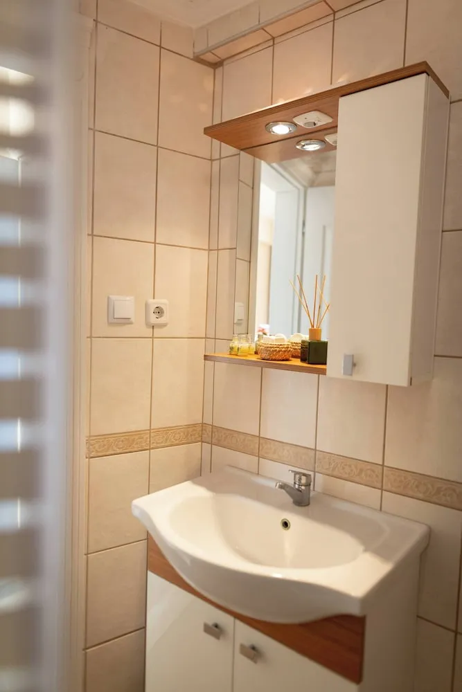 Deluxe Dört Kişilik Oda, Deniz Manzaralı