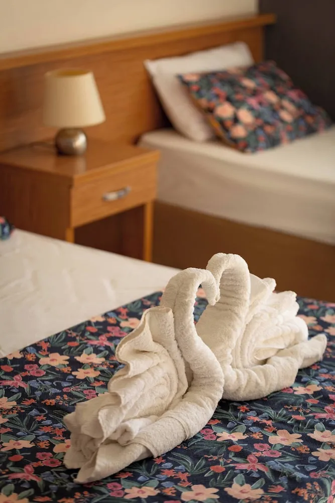 Deluxe Üç Kişilik Oda, Deniz Manzaralı