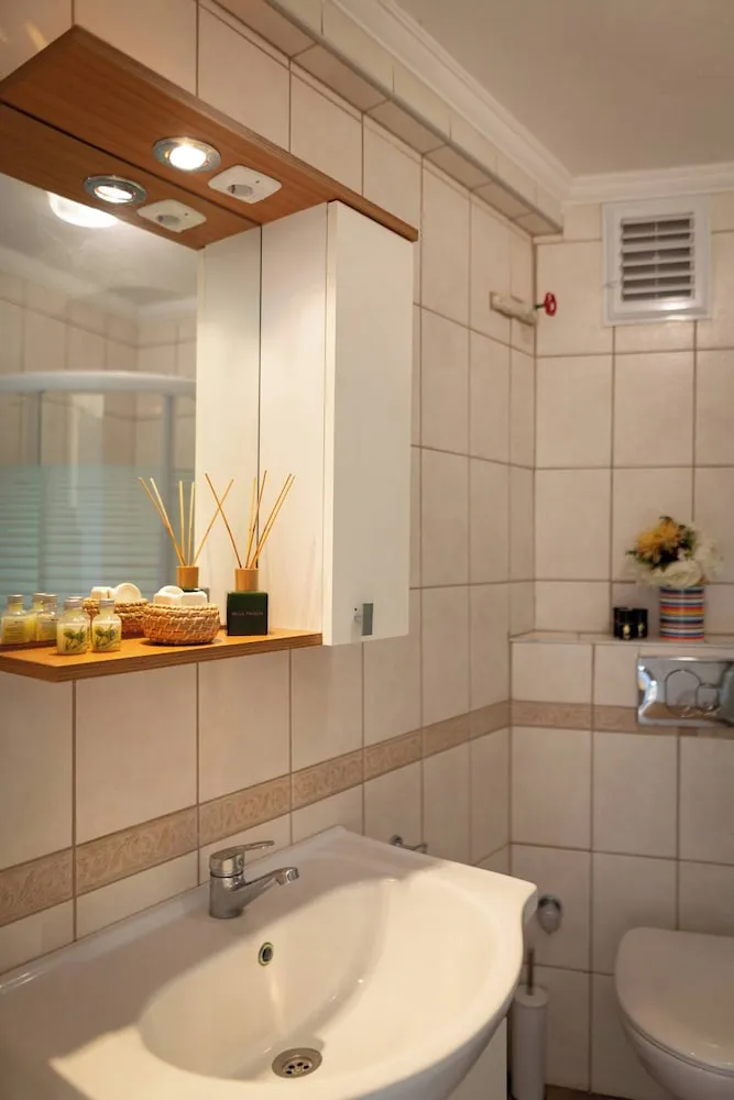 Deluxe Üç Kişilik Oda, Deniz Manzaralı