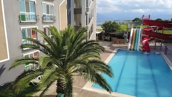 Aqua Nina Resort Hotel