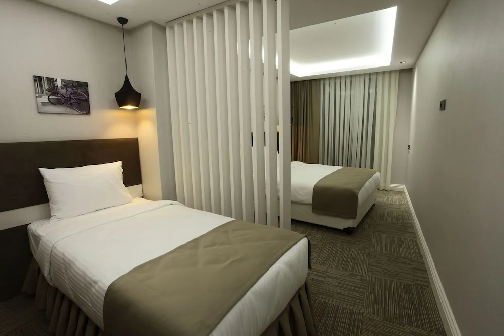 Deluxe one bedroom apartment with kitchenette ( Deluxe tek yatak odali daire mini mutfakli)
