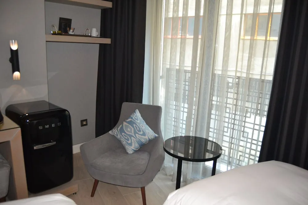 Deluxe Üç Kişilik Oda, 3 Tek Kişilik Yatak