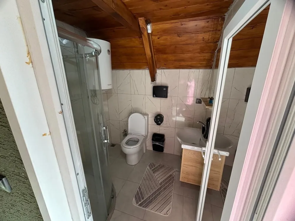 Basic Bungalov, Balkon, Dağ Manzaralı