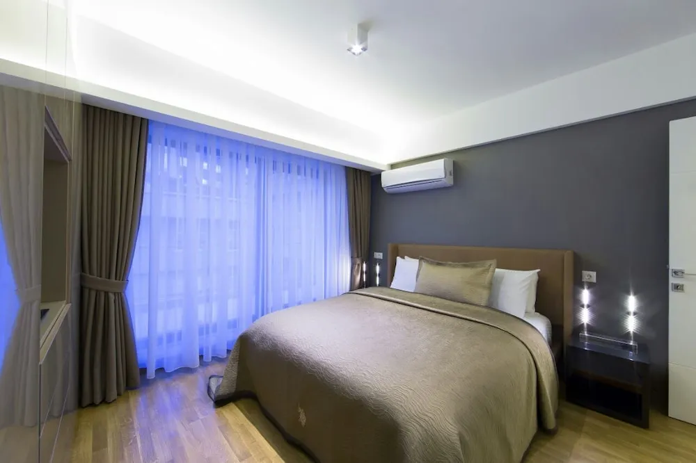 Business Süit, 2 Yatak Odası, Teras, Şehir Manzaralı