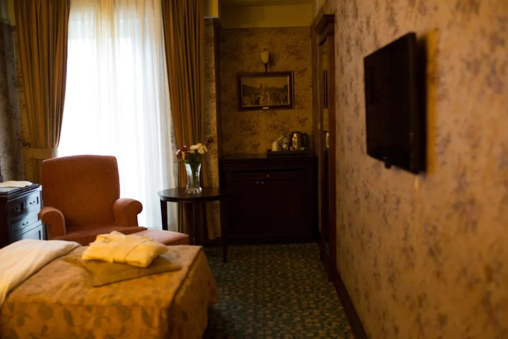 Deluxe Double Twin Bed Room, Park View