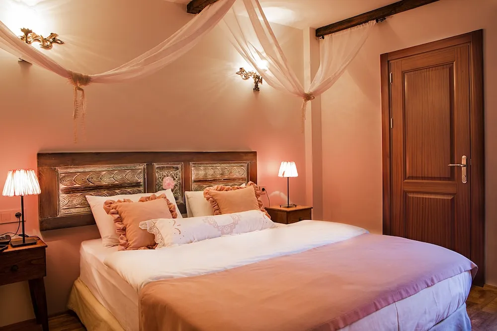 Deluxe Oda, 1 Çift Kişilik Yatak