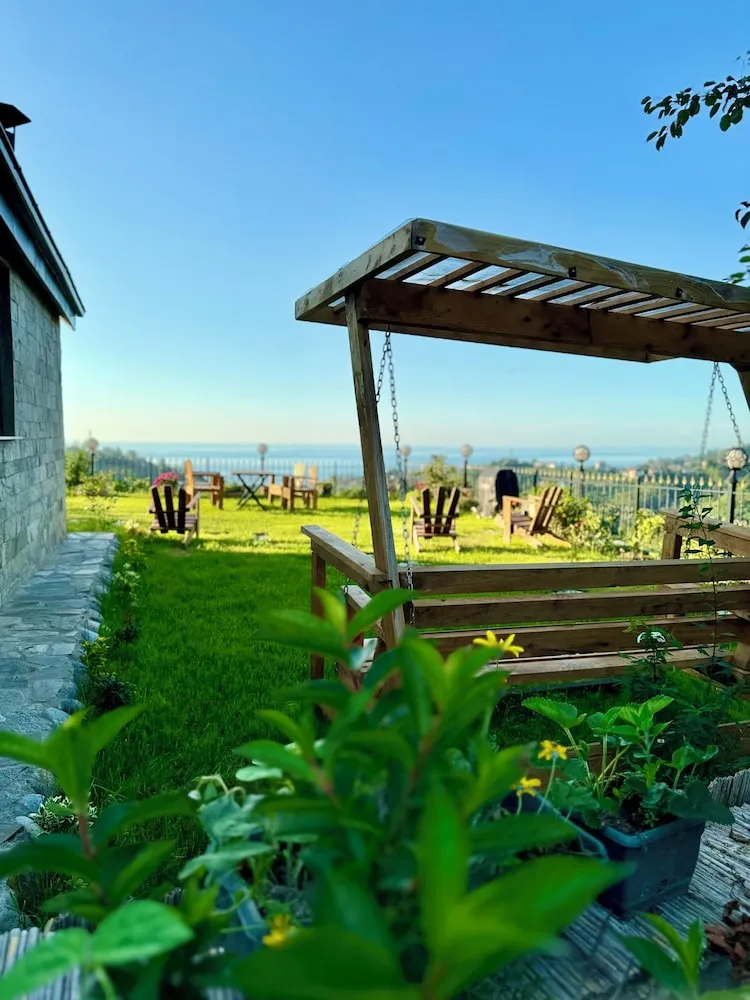 Family Bungalov, Birden Çok Yatak, Deniz Manzaralı, Bahçeli