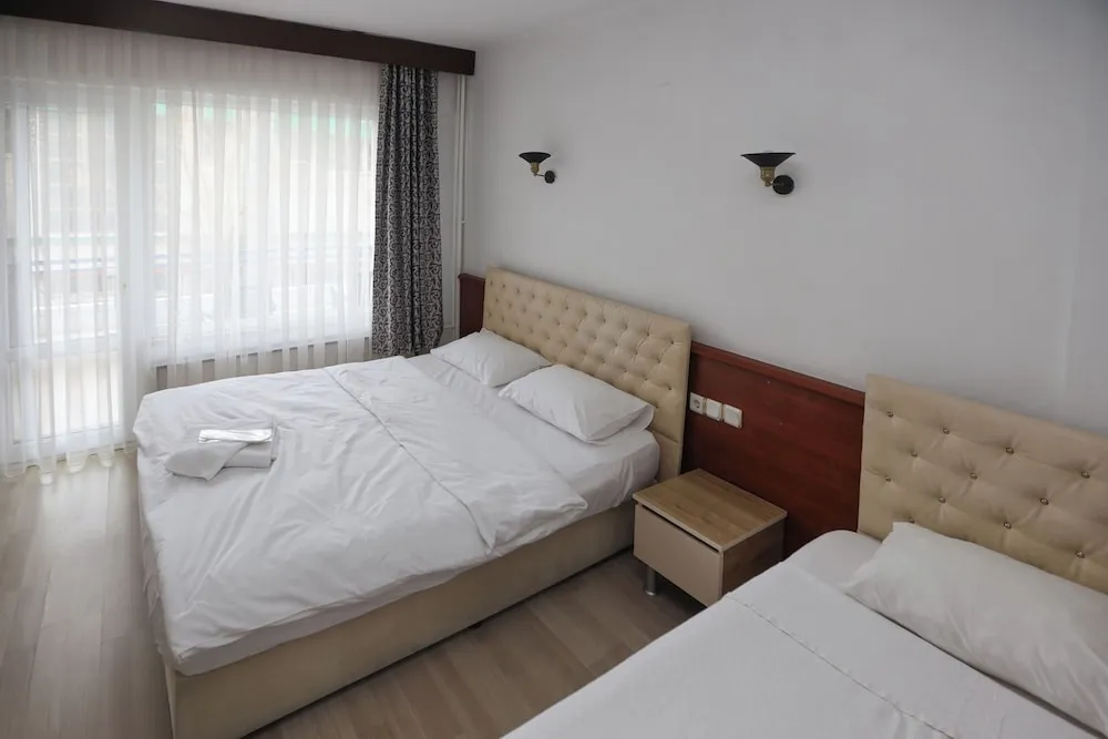 Classic Üç Kişilik Oda, Şehir Manzaralı
