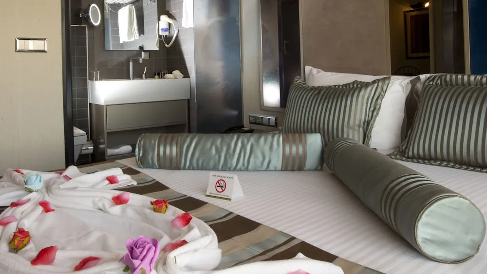 Deluxe Büyük Yataklı Tek Kişilik Oda, Deniz Manzaralı