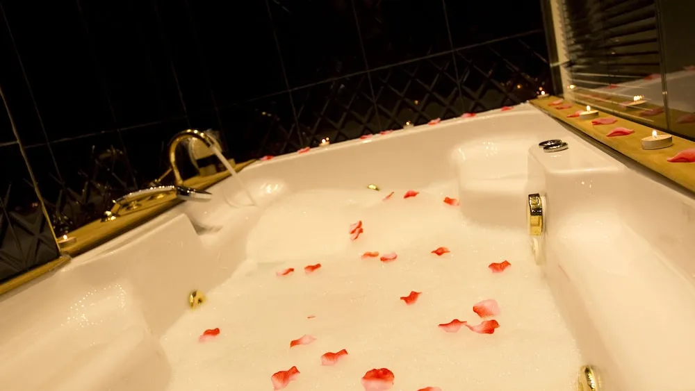 Sea View Premium Suite with Jacuzzi