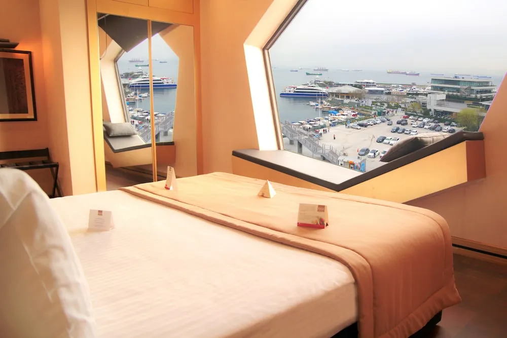Sea View Premium Suite with Jacuzzi
