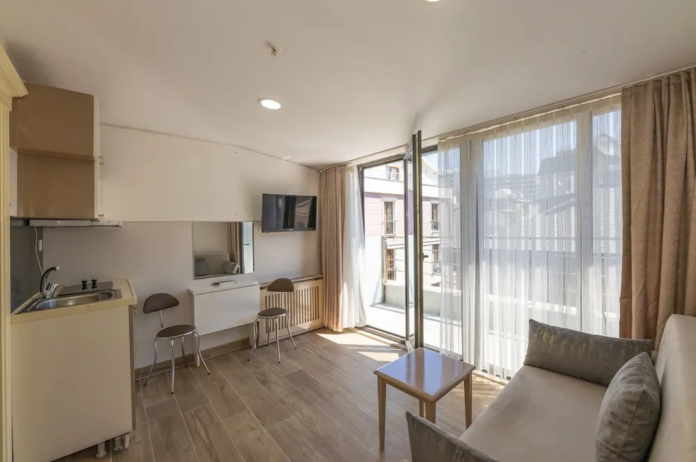 Comfort Çatı Katı Süiti (Penthouse)