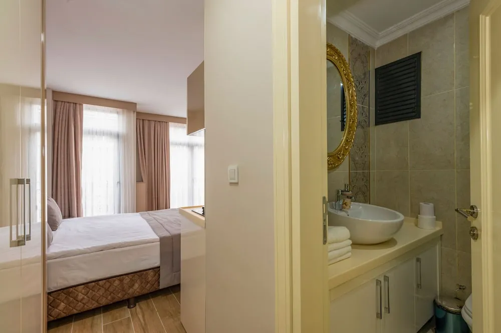 Family Çatı Katı Süiti (Penthouse)