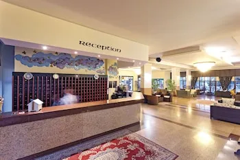 Sural Saray Hotel