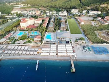 Sailor's Beach Club - All Inclusive