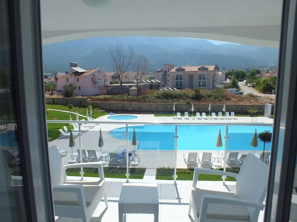 Diamond Collection Complex (Ovacik Mah. Erbaslar Cad. No:6)