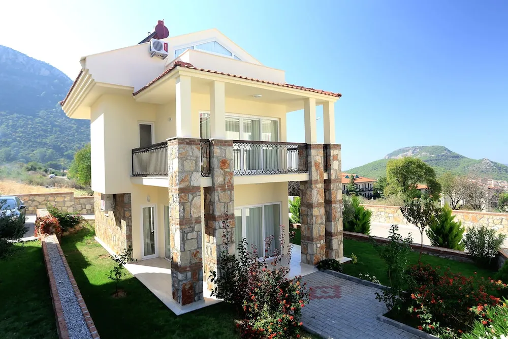 Orka Park Complex (Oludeniz Mah. Babadag Cad. No:28)