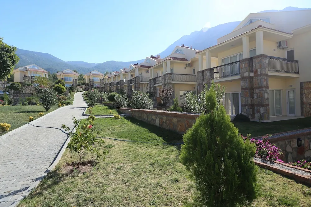 Orka Park Complex (Oludeniz Mah. Babadag Cad. No:28)