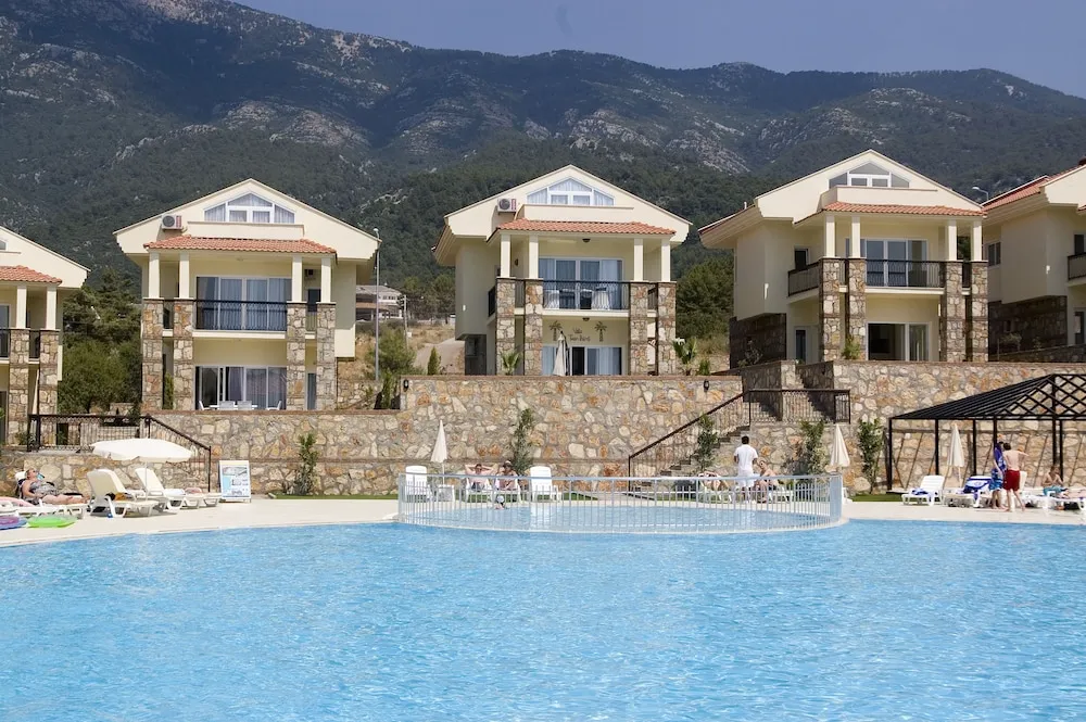 Orka Park Complex (Oludeniz Mah. Babadag Cad. No:28)