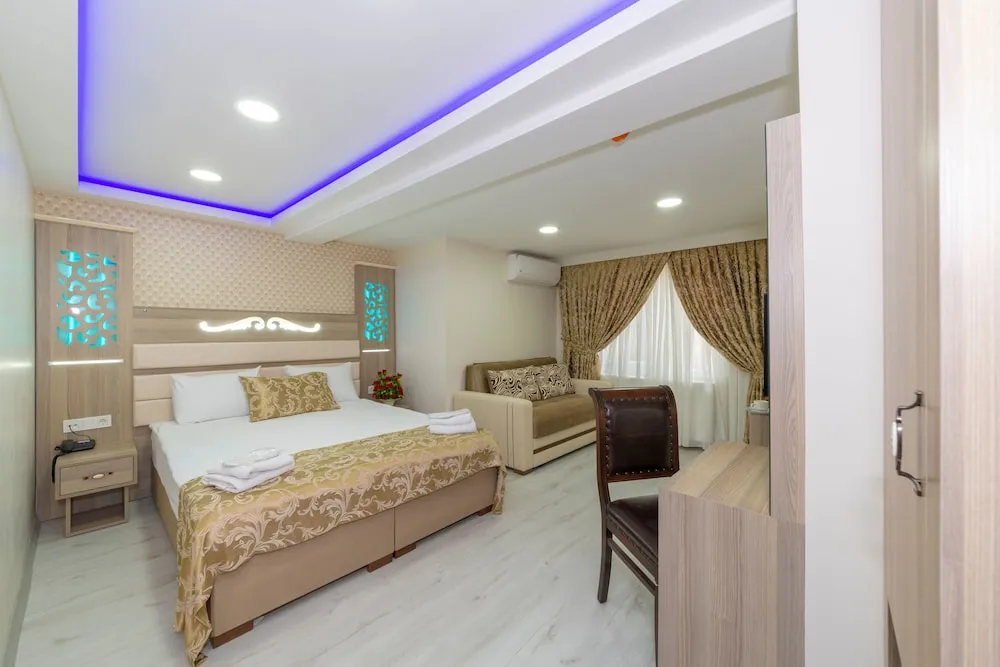 Grand Üç Kişilik Oda