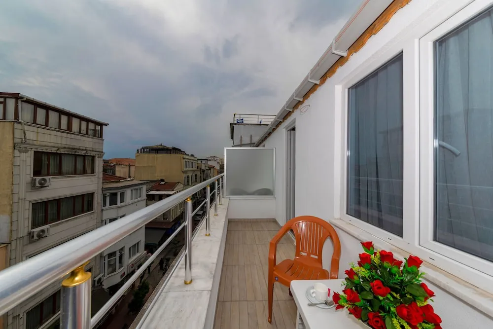 Standard Tek Büyük Yataklı Oda, Balkon