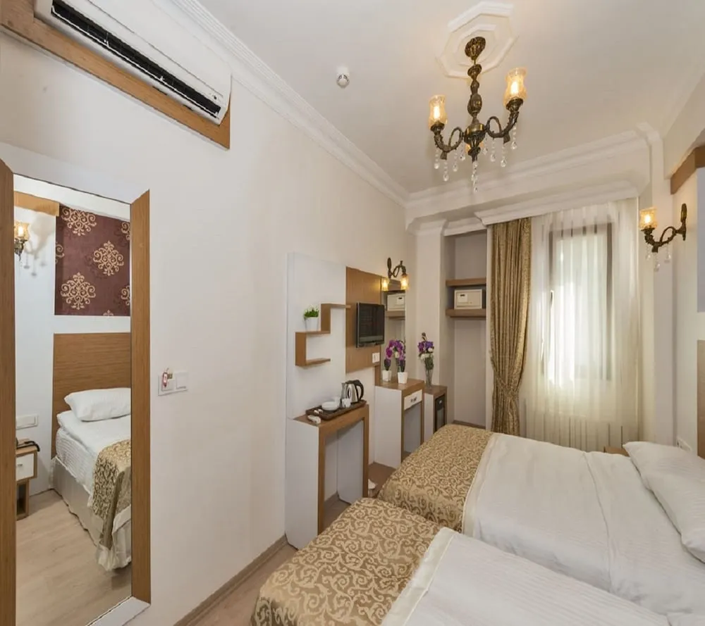 Standart Üç Kişilik Oda