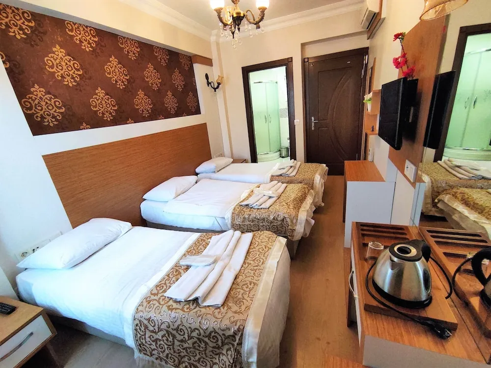 Standart Üç Kişilik Oda