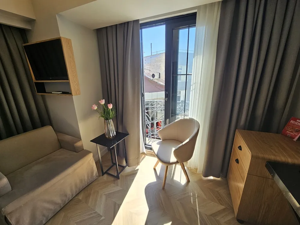 Standard Tek Büyük veya İki Ayrı Yataklı Oda