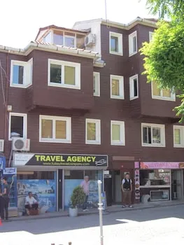 Sultan Apartments