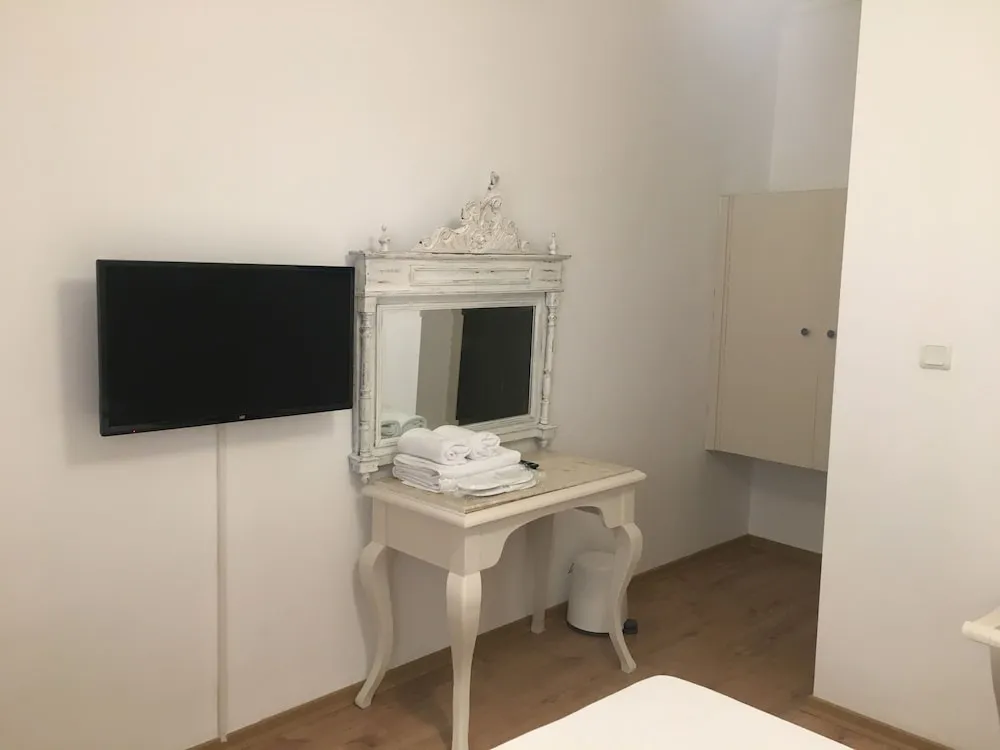 Comfort Tek Büyük Yataklı Oda, 1 Çift Kişilik Yatak