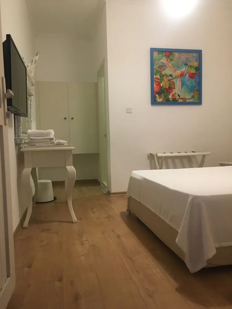 Comfort Tek Büyük Yataklı Oda, 1 Çift Kişilik Yatak