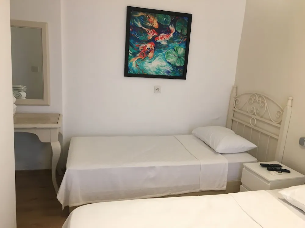 Comfort Üç Kişilik Oda, 3 Tek Kişilik Yatak