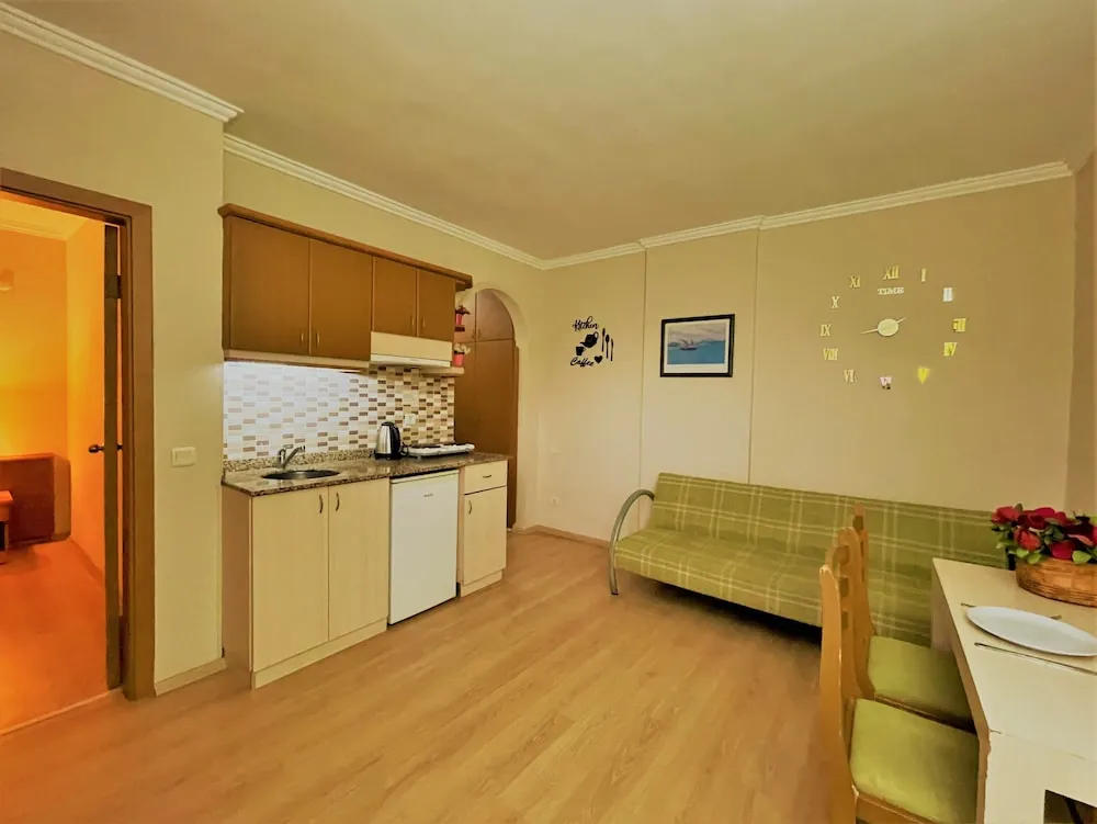 Family Apart Daire, 1 Yatak Odası, Küçük Mutfak, Kısmi Deniz Manzaralı