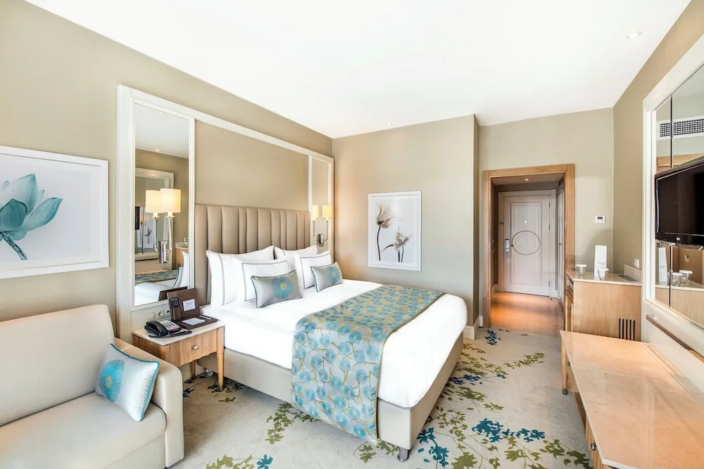 Standard Room, Side Sea View