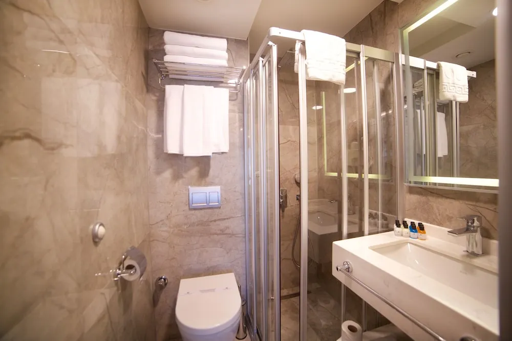 Standard Üç Kişilik Oda