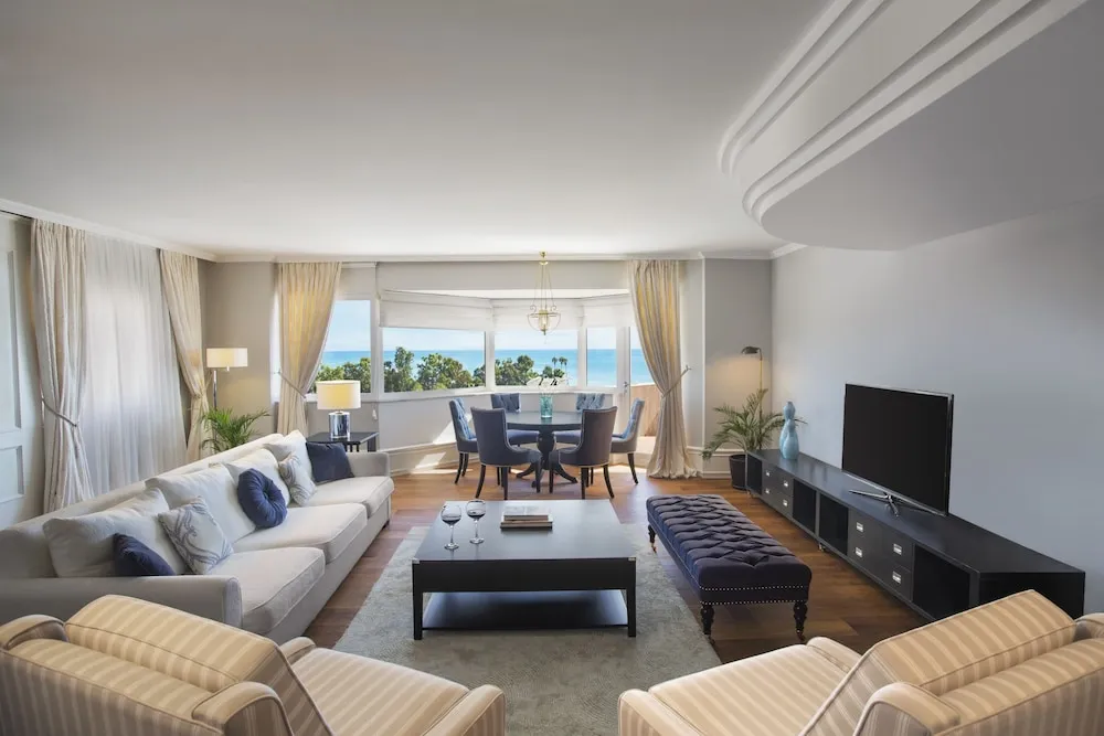 King Suite