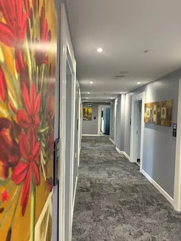 Business Life Hotel Güneşli