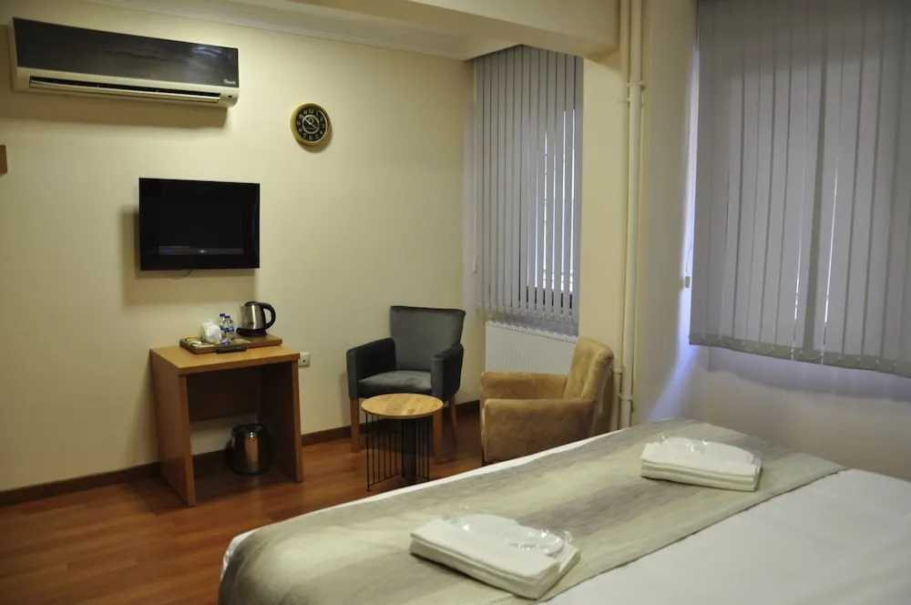 Standard Üç Kişilik Oda