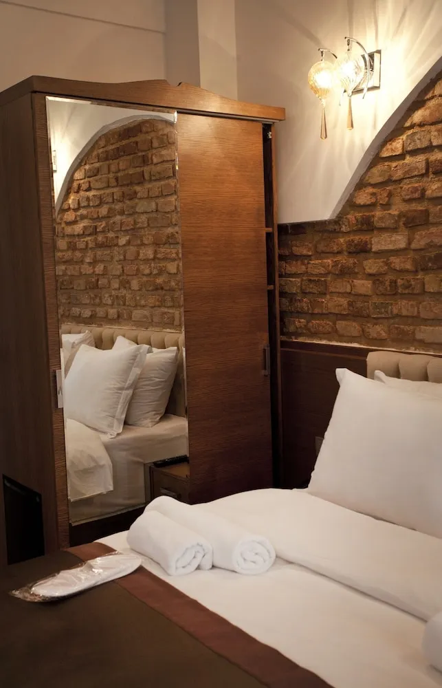 Deluxe Tek Büyük veya İki Ayrı Yataklı Oda, Balkon